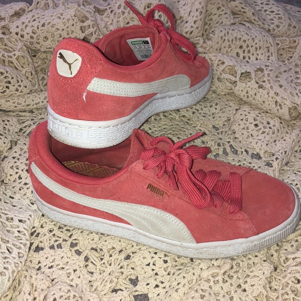PUMA Sneakers